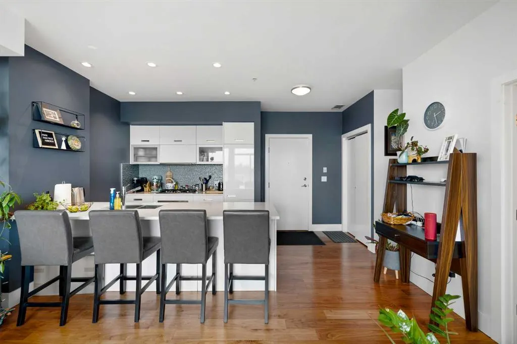 2505 17 Avenue SW, #406