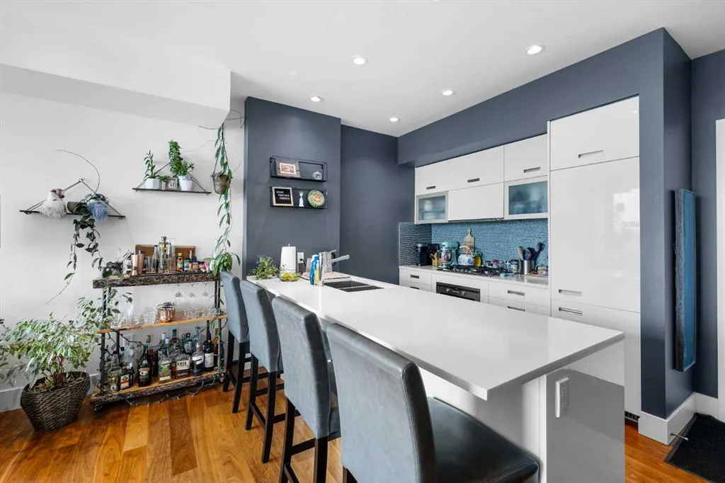 2505 17 Avenue SW, #406