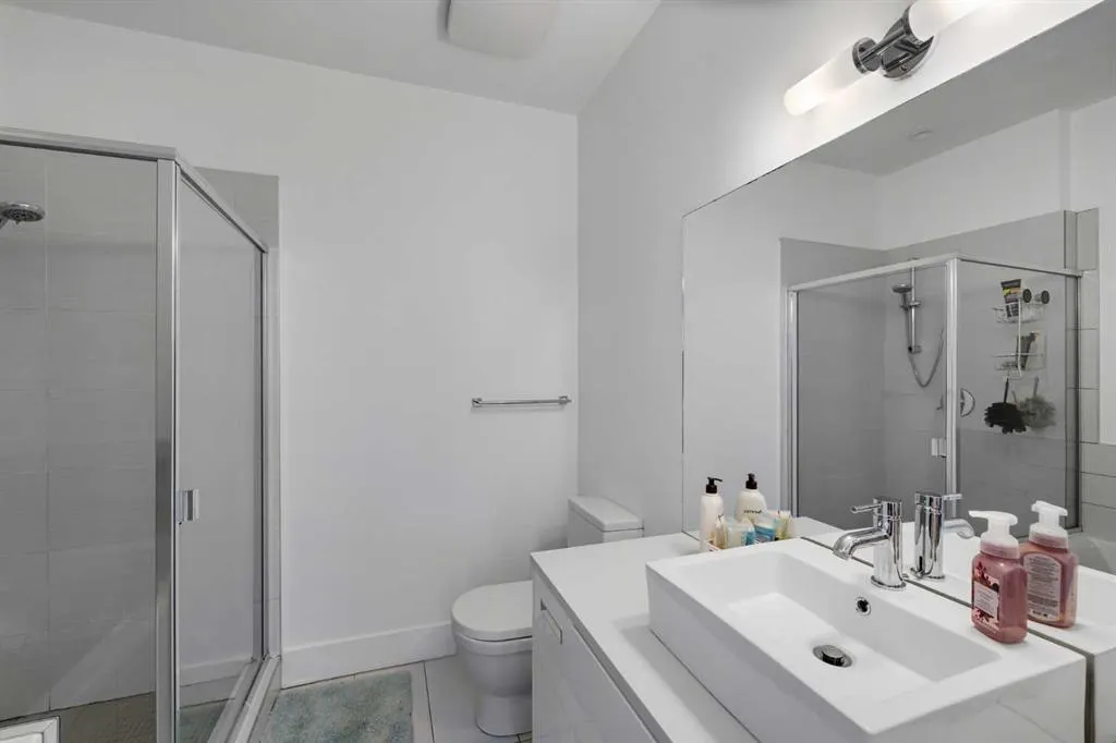 2505 17 Avenue SW, #406