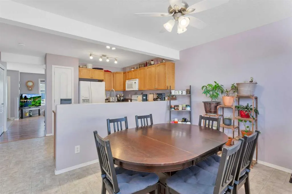 4536 44 Avenue Close