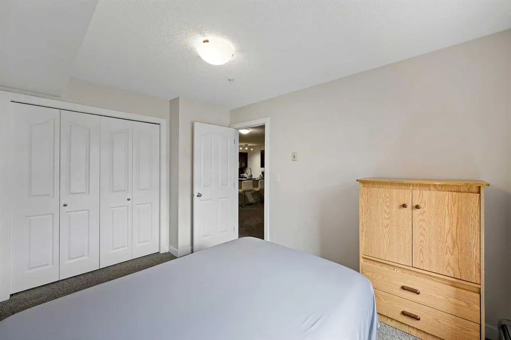 403 Mackenzie Way SW, #2212
