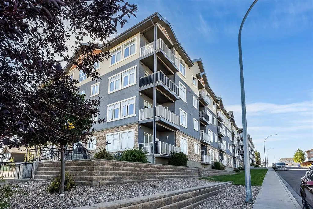 19 Terrace View NE, #403