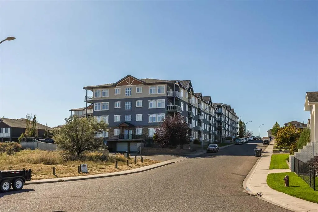 19 Terrace View NE, #403