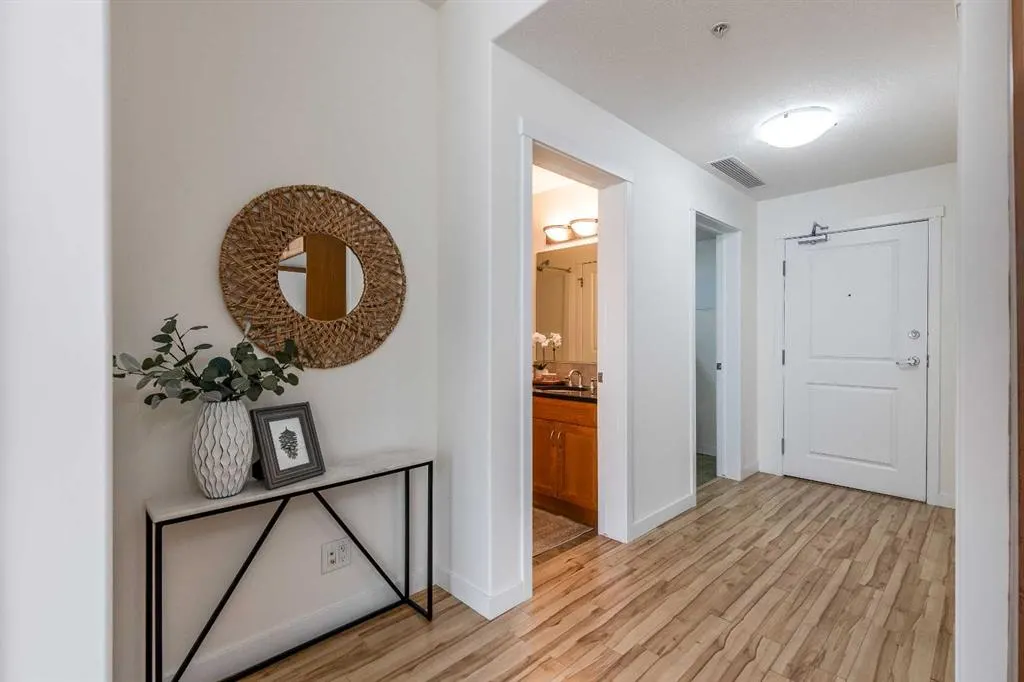 19 Terrace View NE, #403