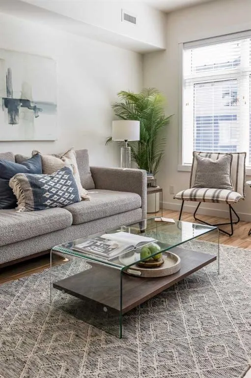 19 Terrace View NE, #403