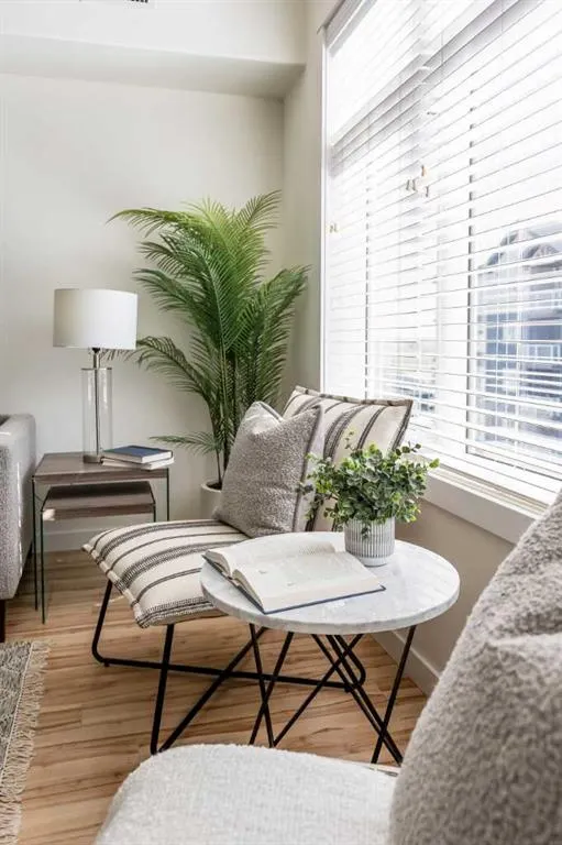 19 Terrace View NE, #403