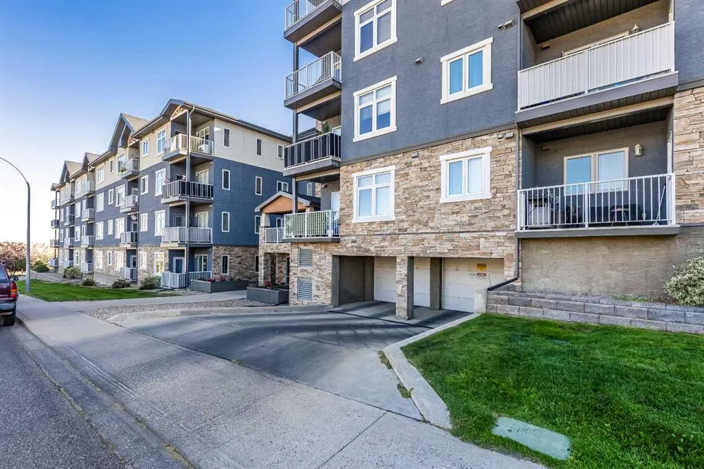 19 Terrace View NE, #403