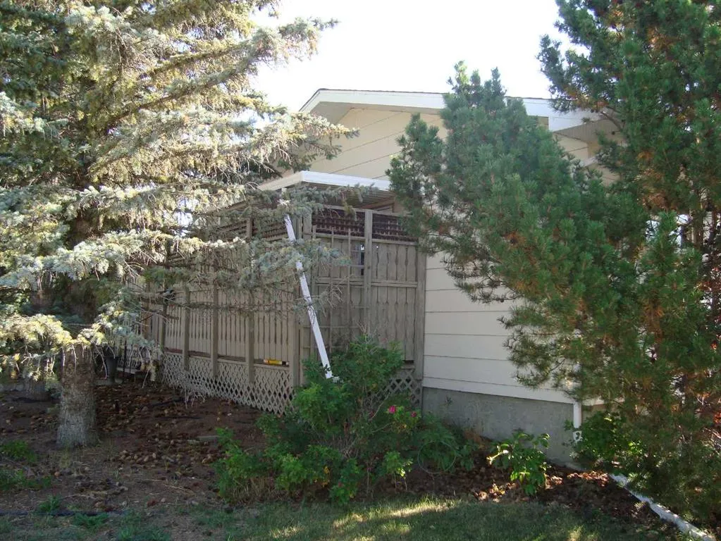 708 Royal Drive
