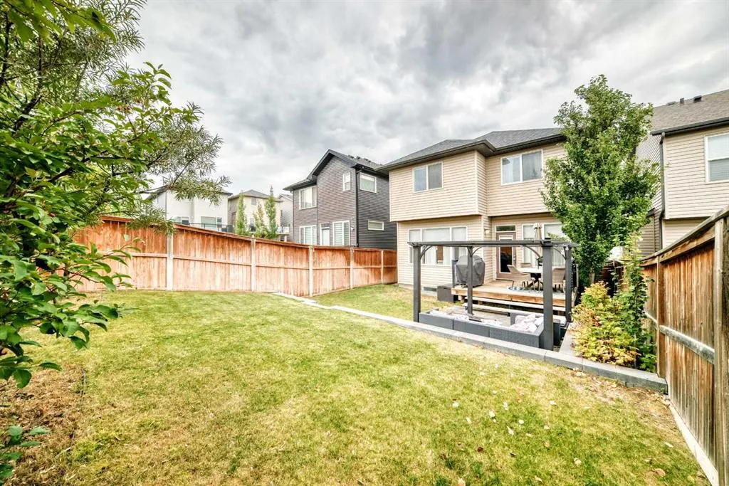 60 Sage Berry Road NW