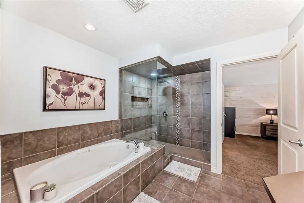 60 Sage Berry Road NW