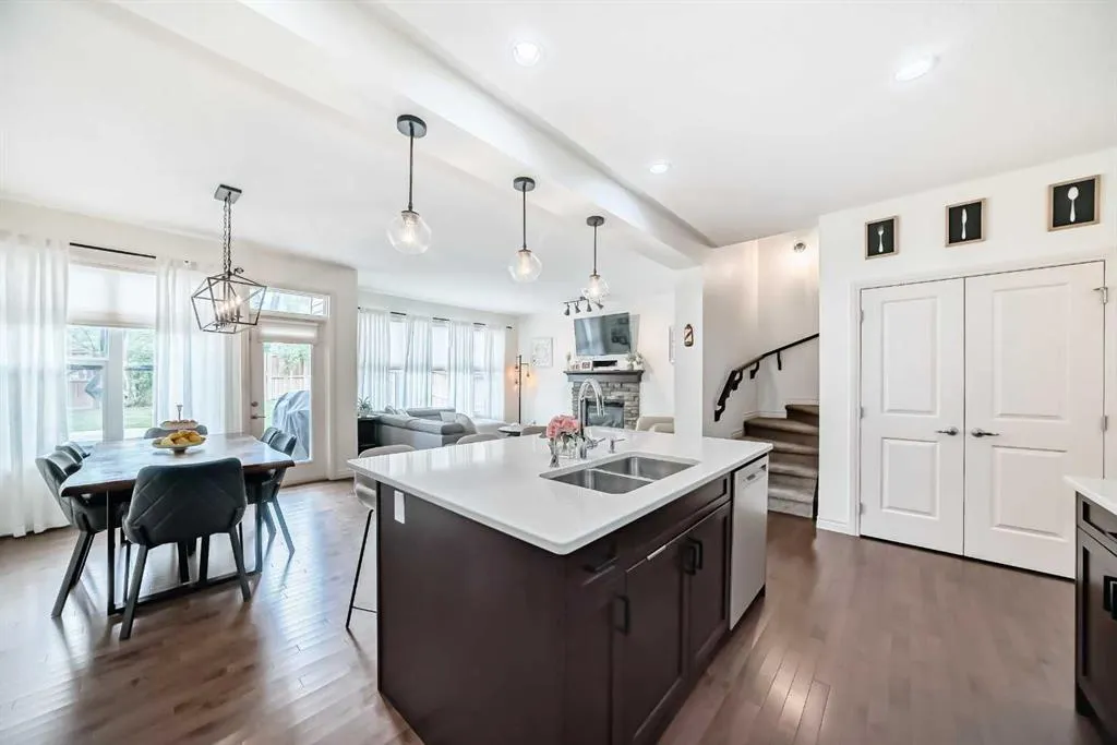 60 Sage Berry Road NW