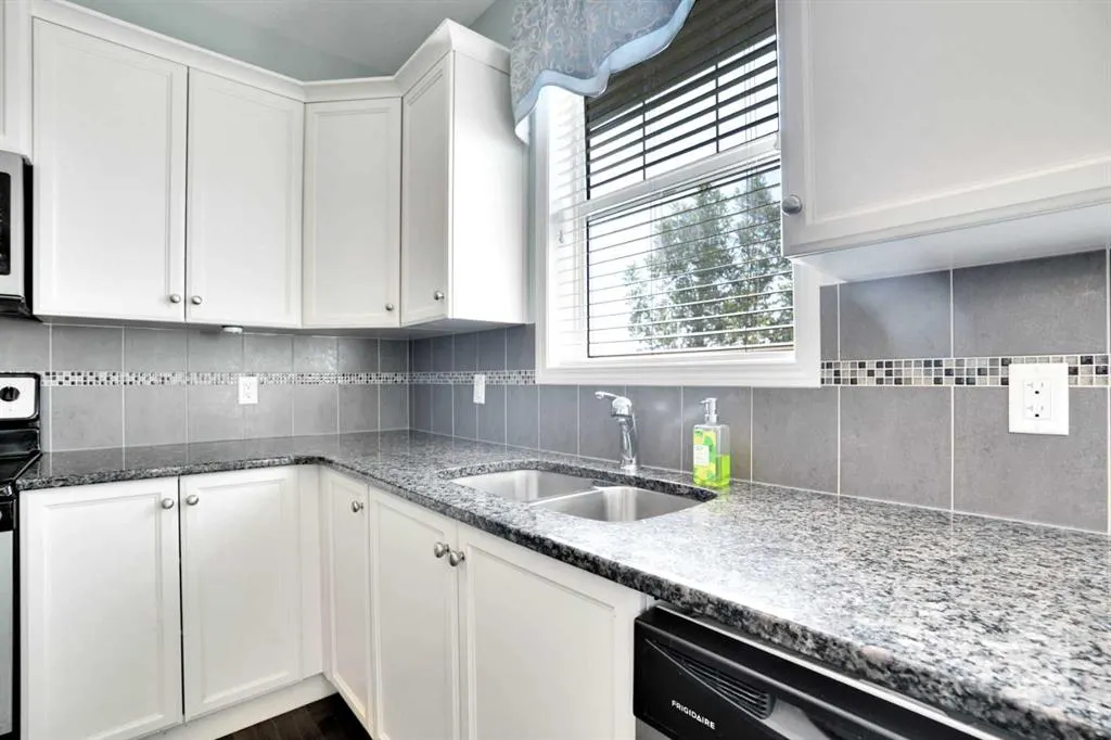 1001 8 Street NW, #2505