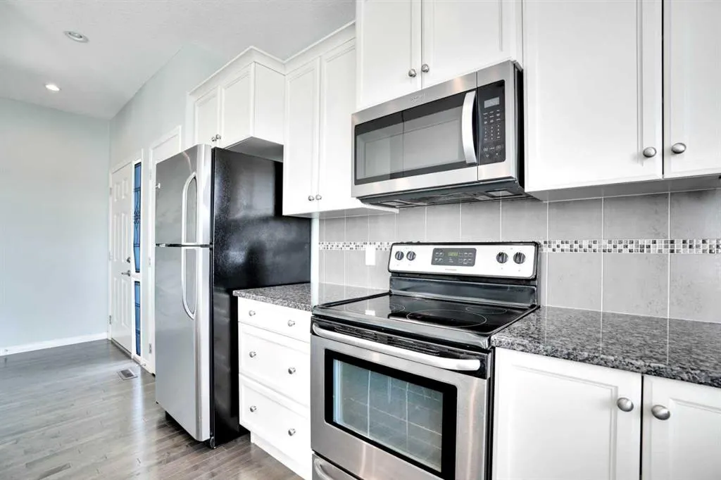 1001 8 Street NW, #2505