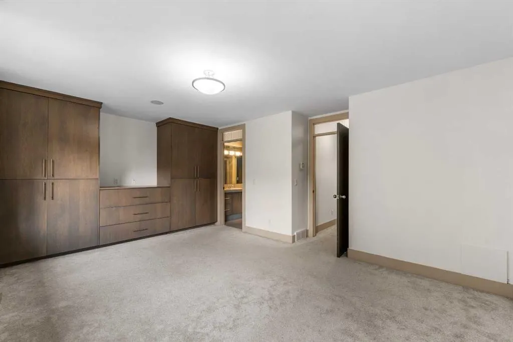 2421 29 Street SW, #3