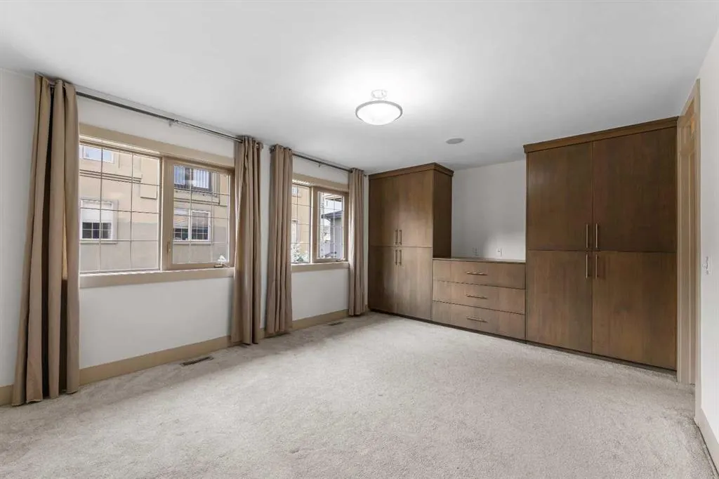 2421 29 Street SW, #3