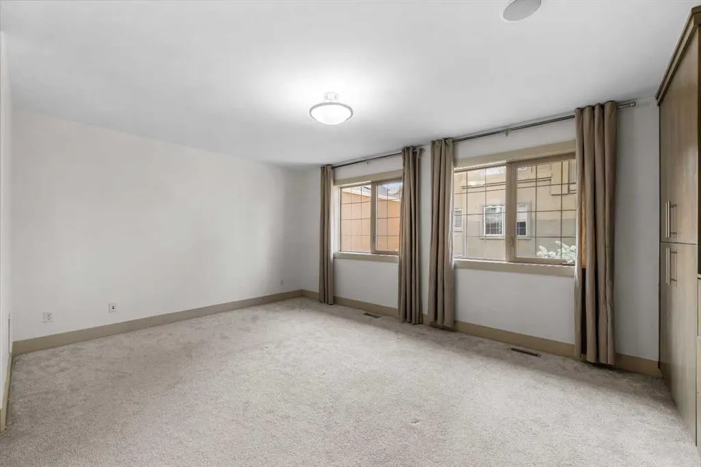 2421 29 Street SW, #3
