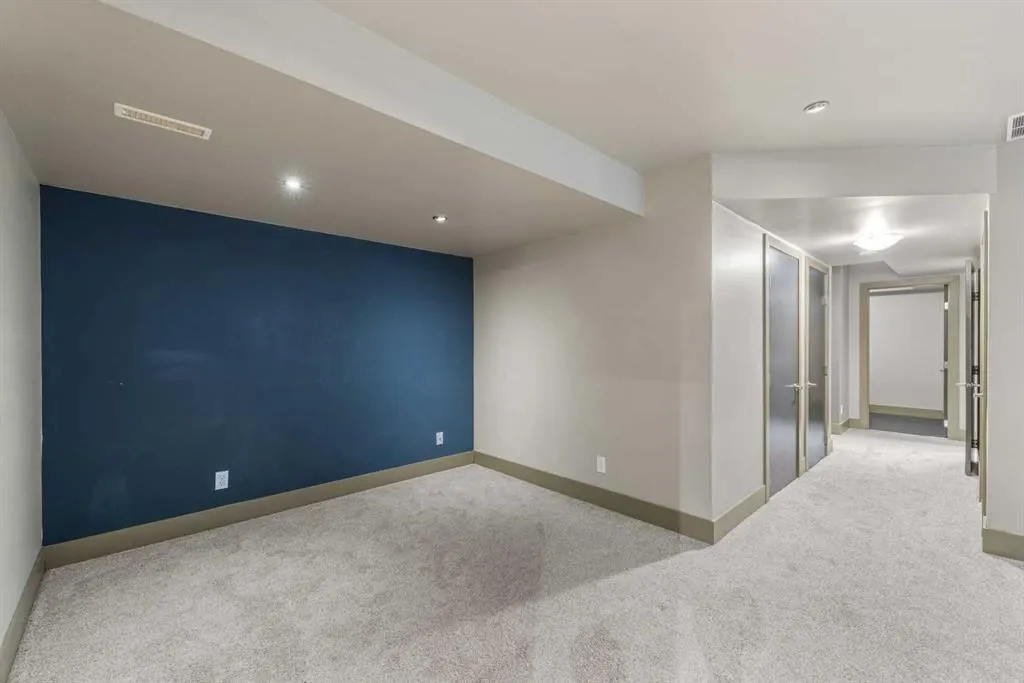 2421 29 Street SW, #3