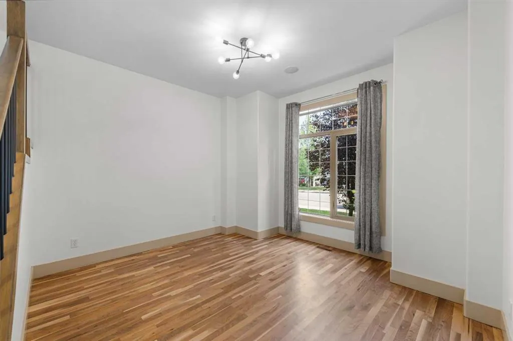 2421 29 Street SW, #3