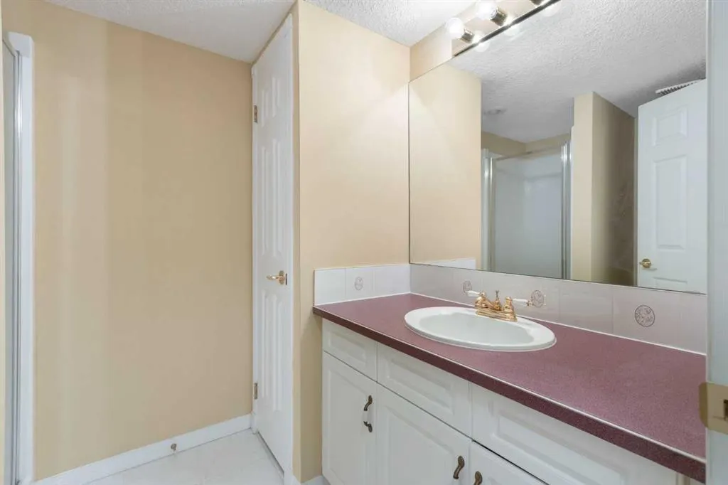 6868 Sierra Morena Boulevard SW, #326