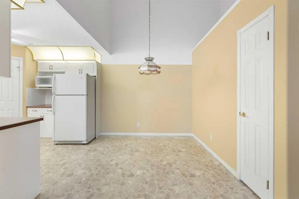 6868 Sierra Morena Boulevard SW, #326
