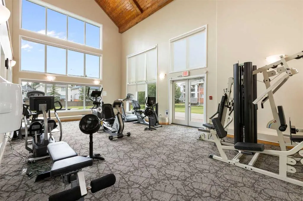 6868 Sierra Morena Boulevard SW, #326