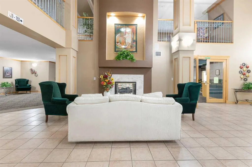 6868 Sierra Morena Boulevard SW, #326