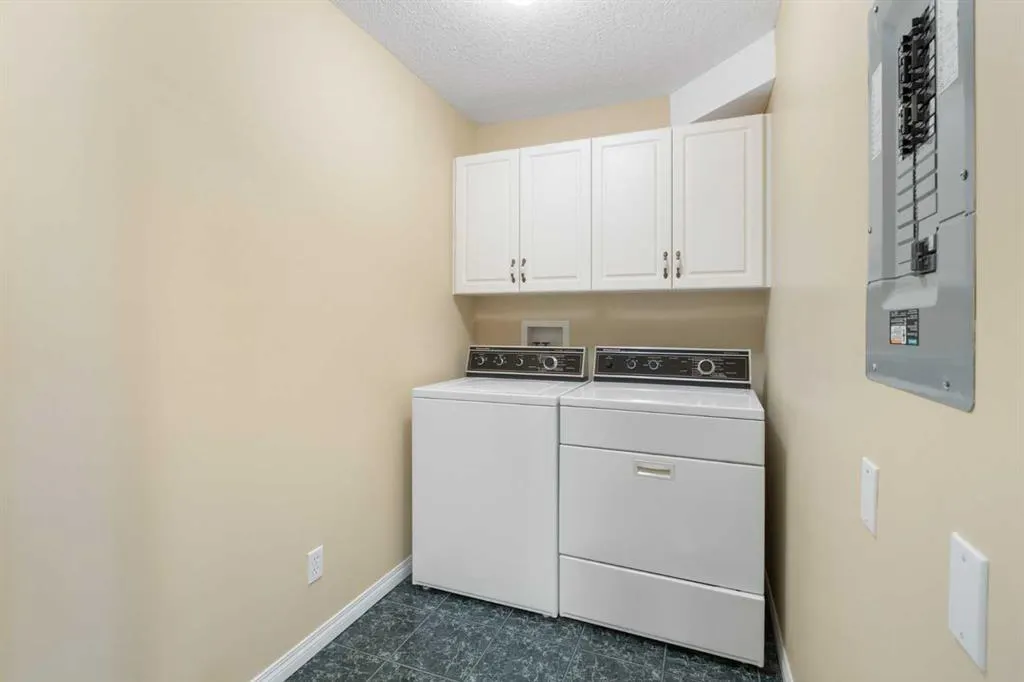6868 Sierra Morena Boulevard SW, #326