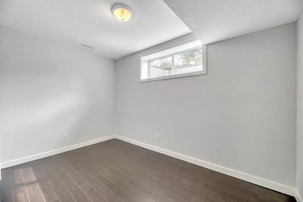 4040 New Brighton Grove SE