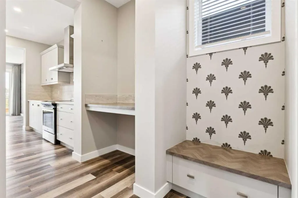 99 Precedence Hill