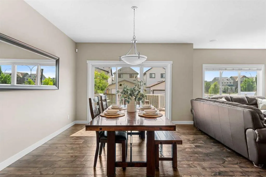 240 Copperpond Green SE