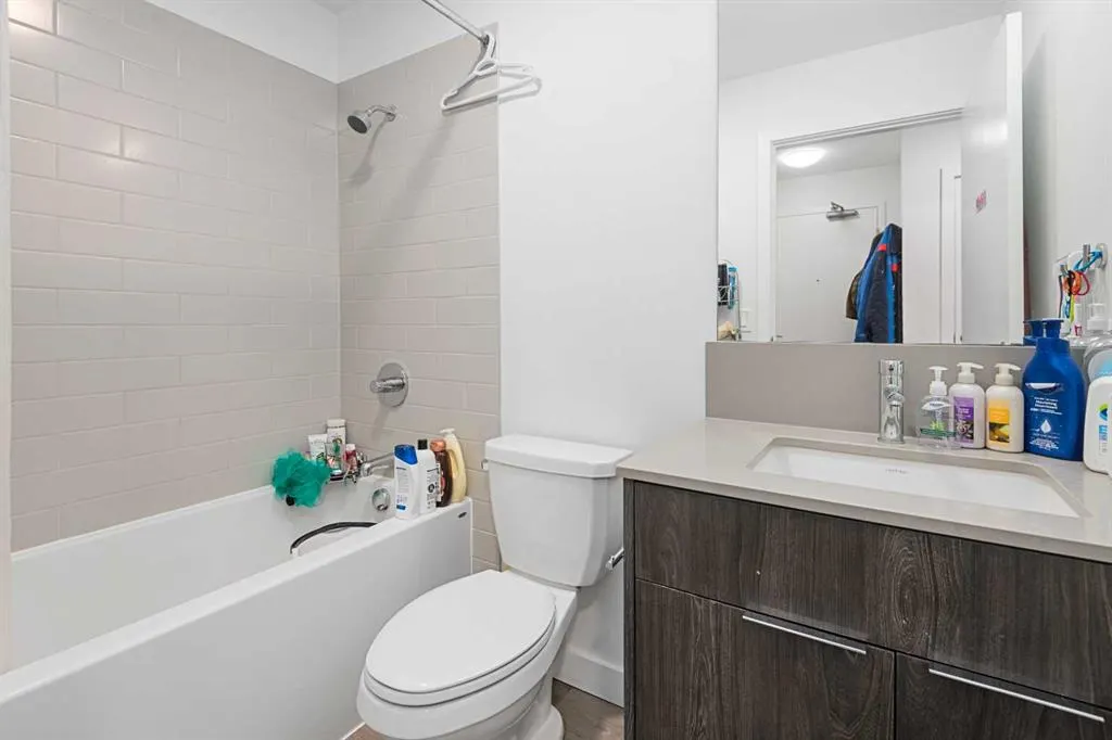 455 1 Avenue NE, #401