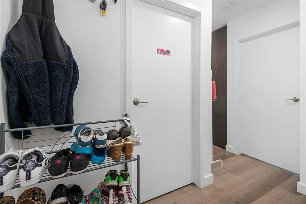 455 1 Avenue NE, #401