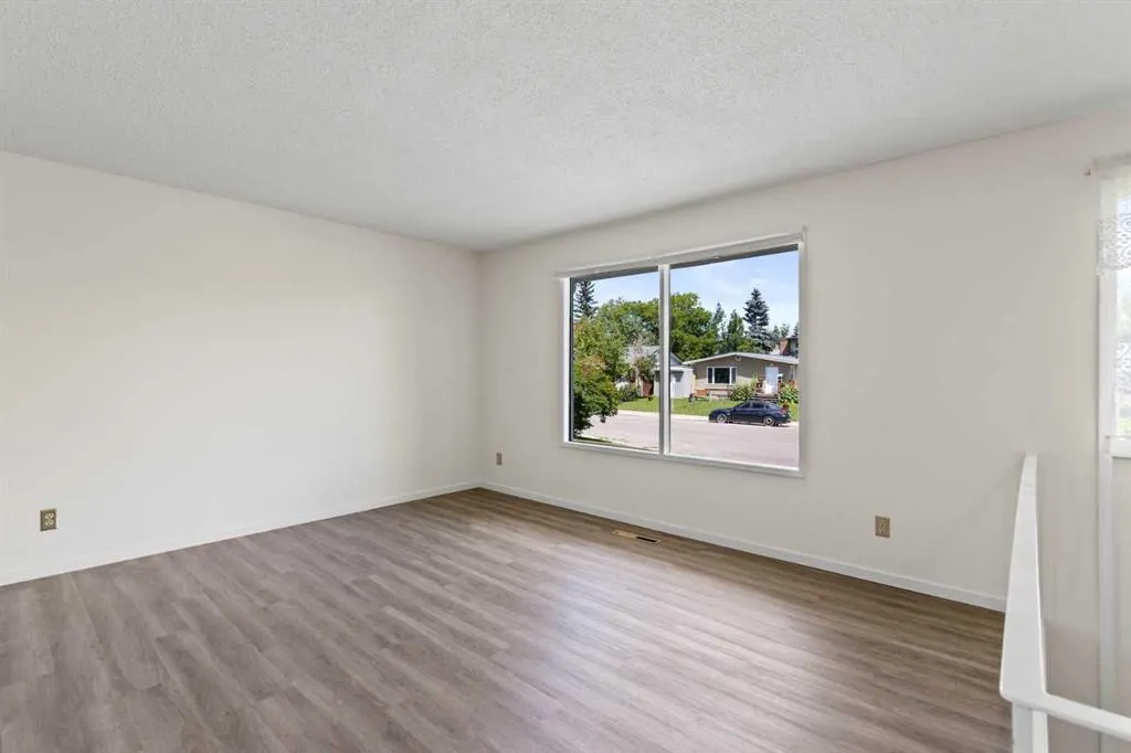 18 Harmon Place SW