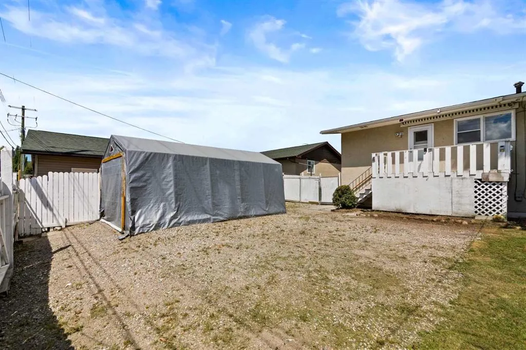 18 Harmon Place SW