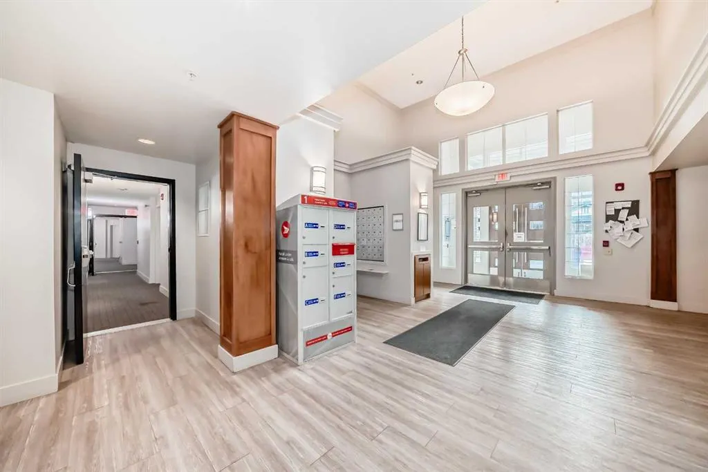 35 Richard Court SW, #119