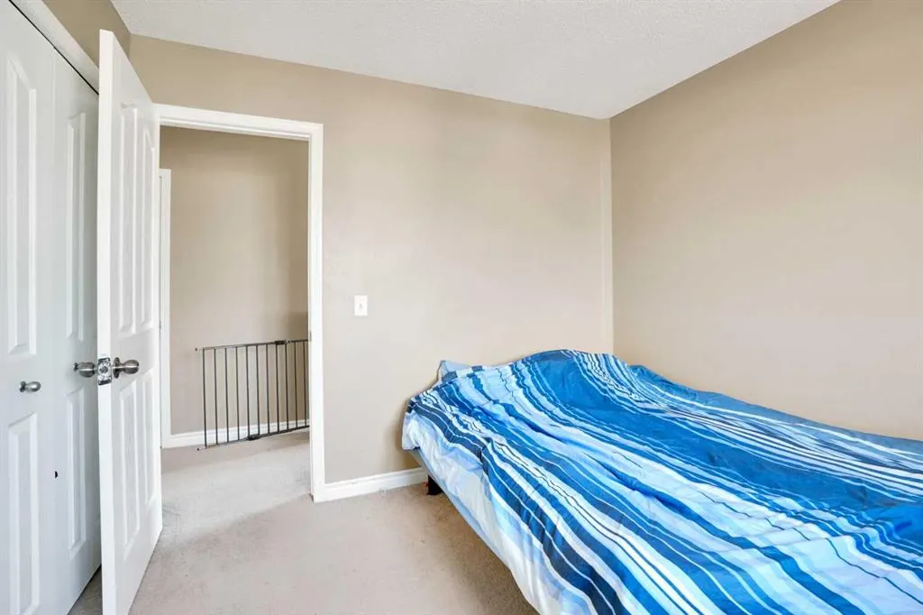 228 Covehaven Terrace NE