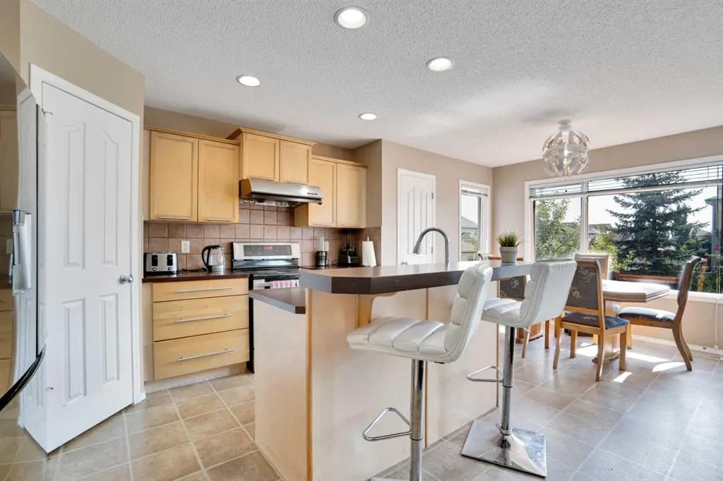 228 Covehaven Terrace NE