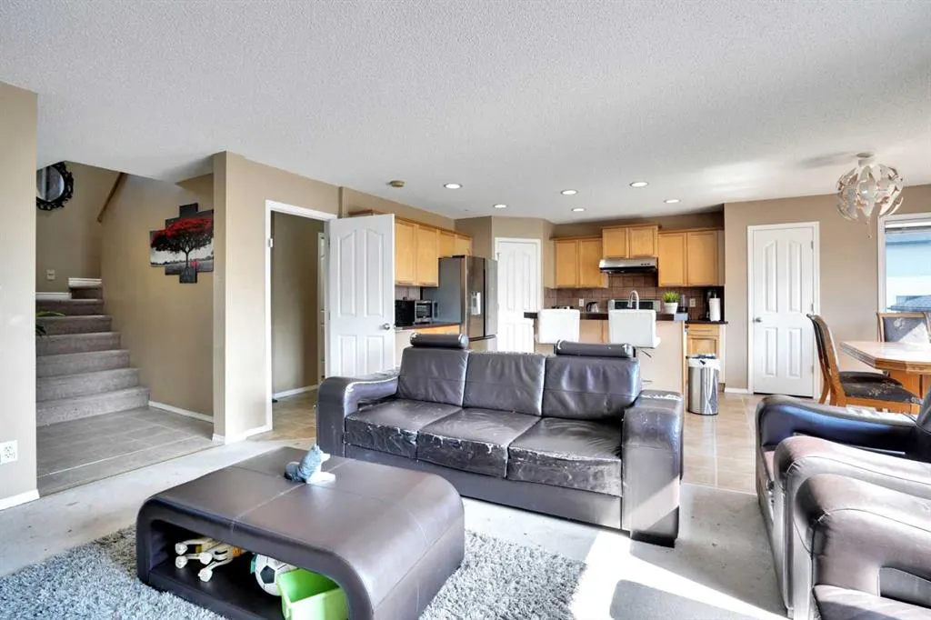 228 Covehaven Terrace NE