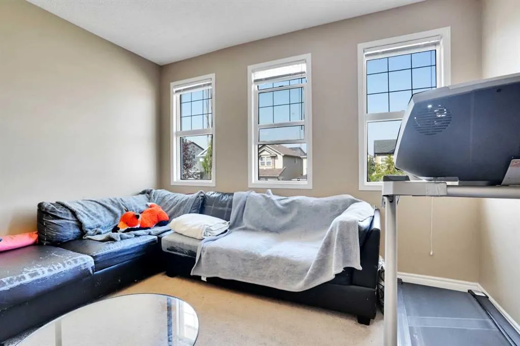 228 Covehaven Terrace NE