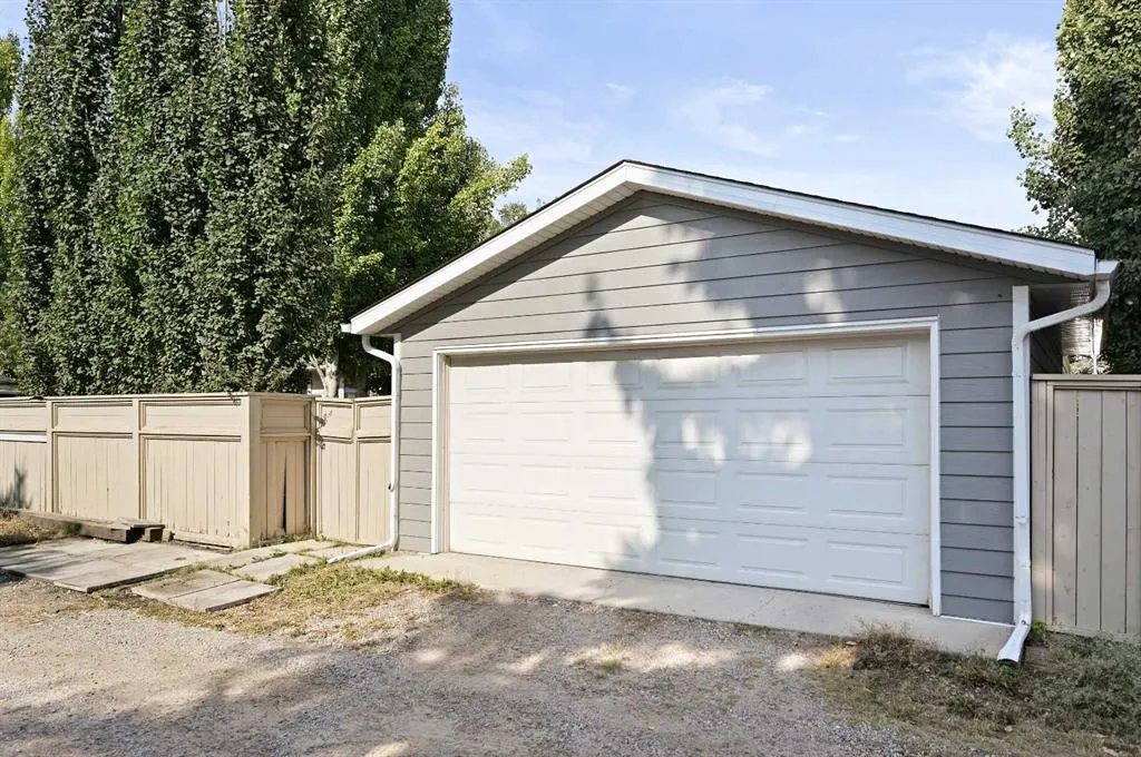 439 Parkview Crescent SE