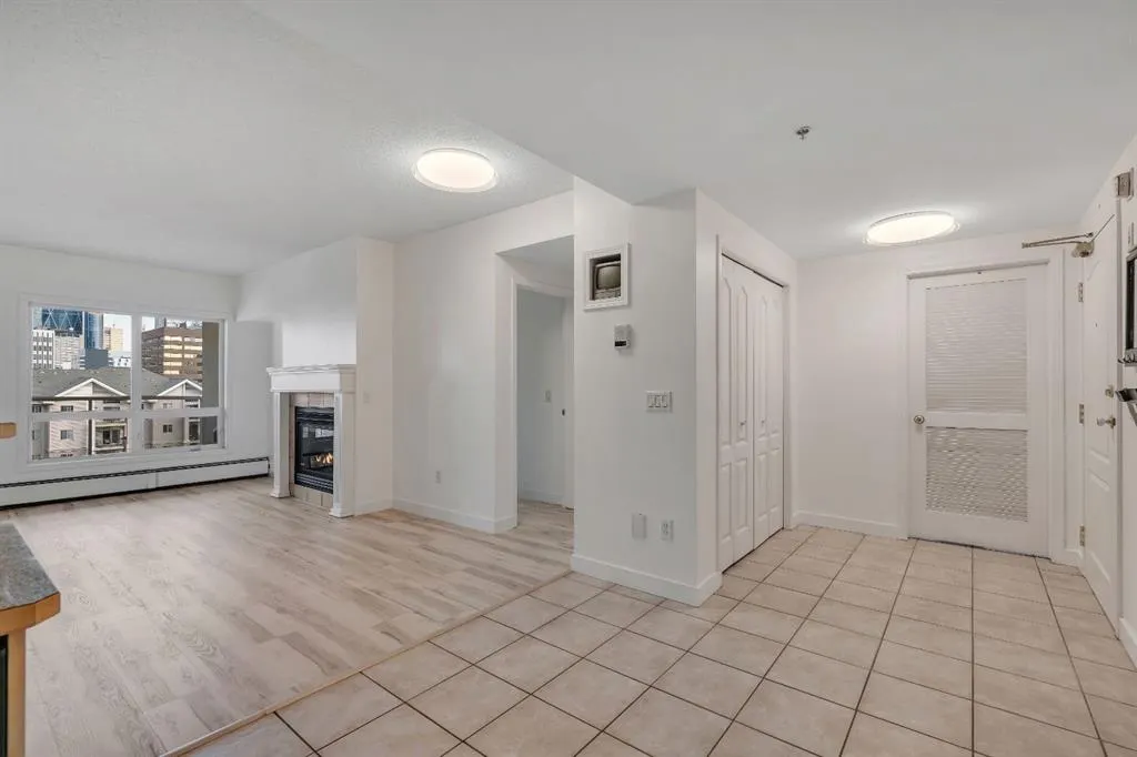 114 15 Avenue SW, #606