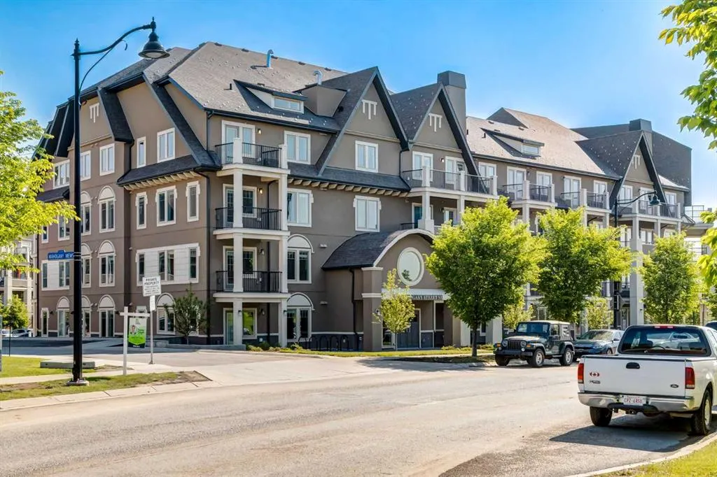 140 Mahogany Street SE, #401