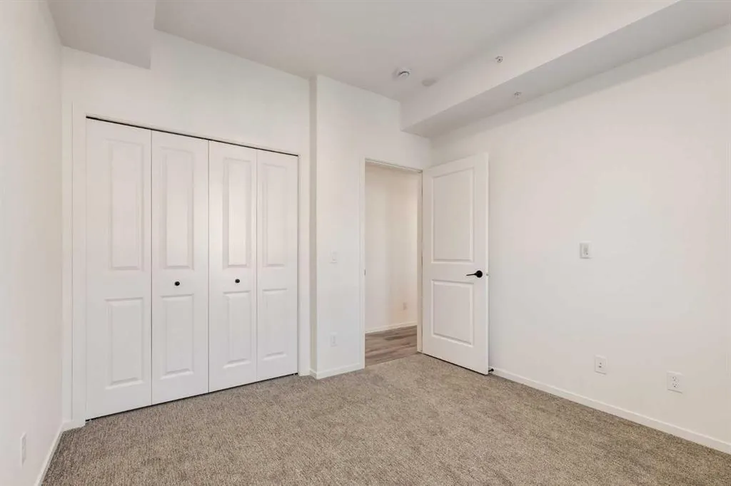 140 Mahogany Street SE, #401
