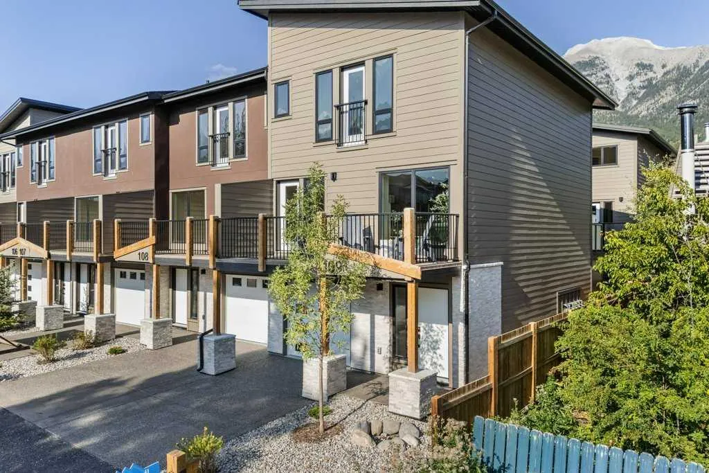 1330 1st Avenue, #109
