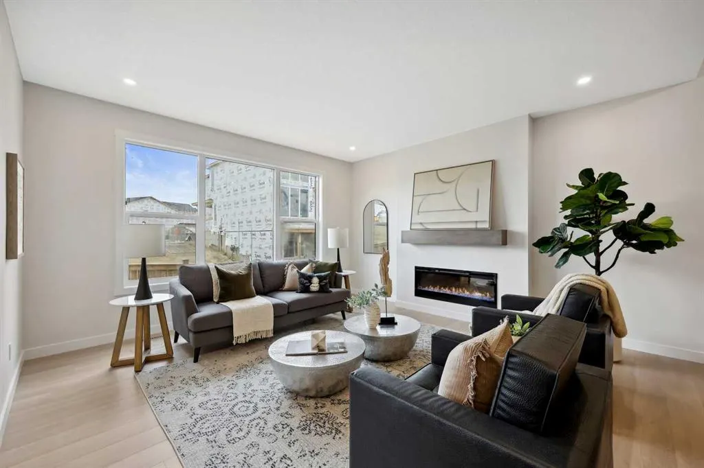 43 Versant View SW