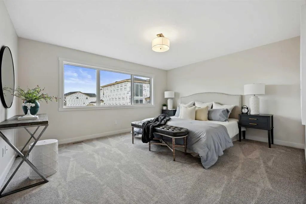 43 Versant View SW