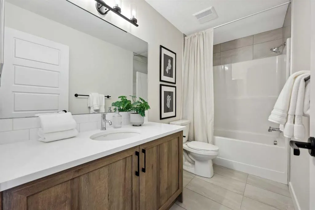 43 Versant View SW
