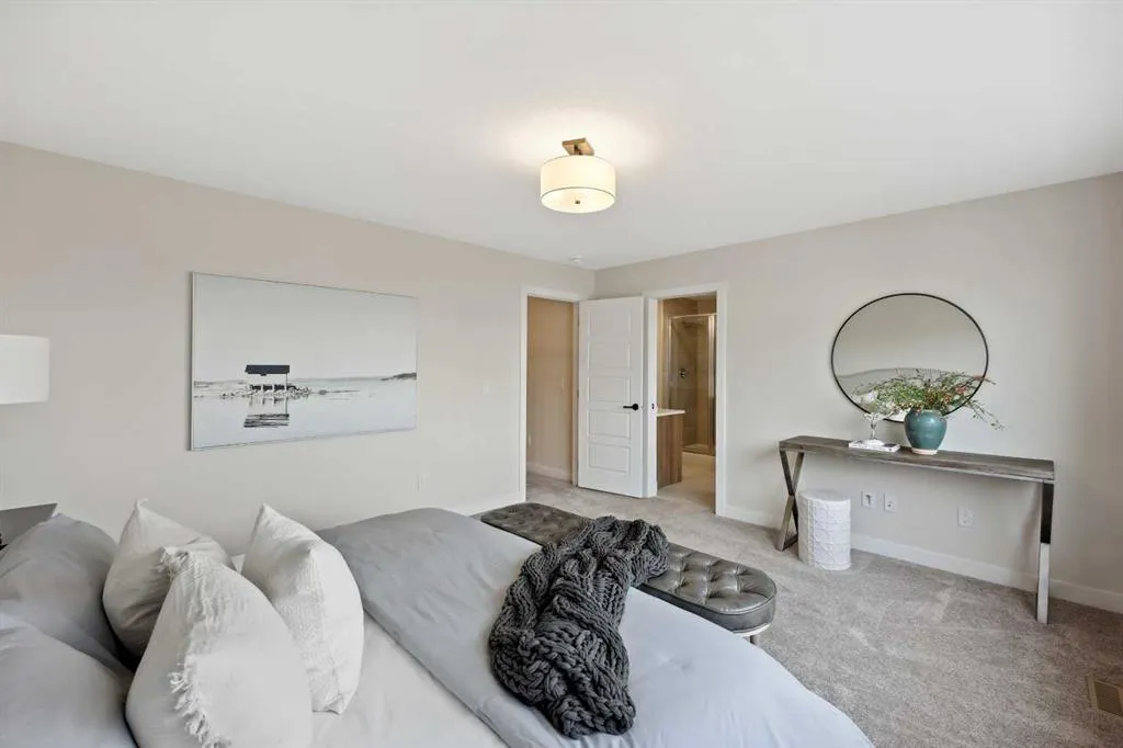 43 Versant View SW
