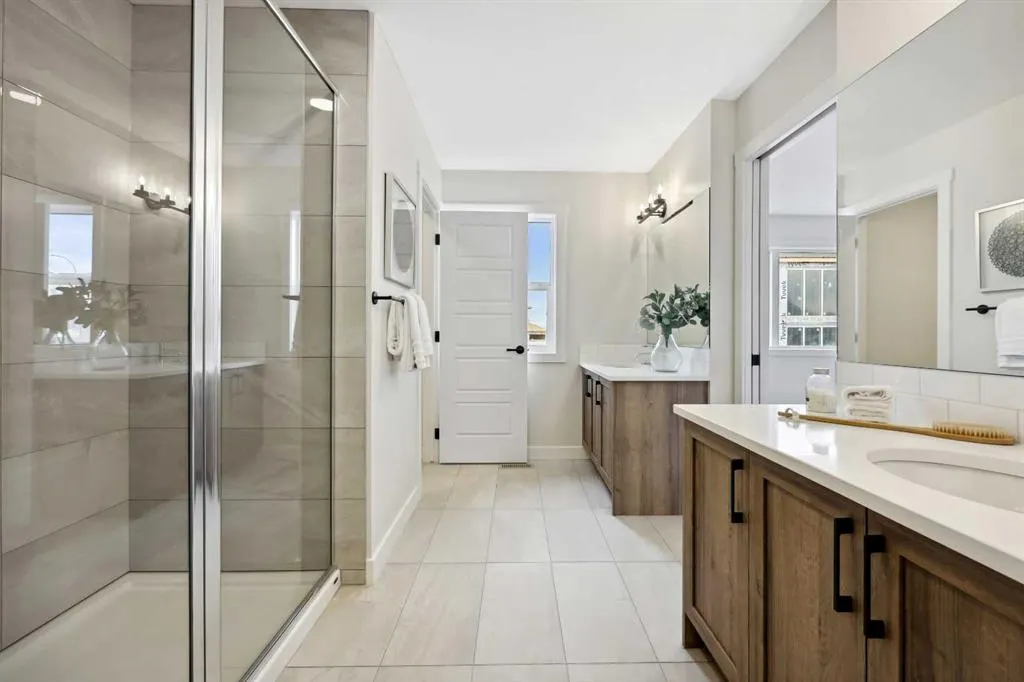 43 Versant View SW