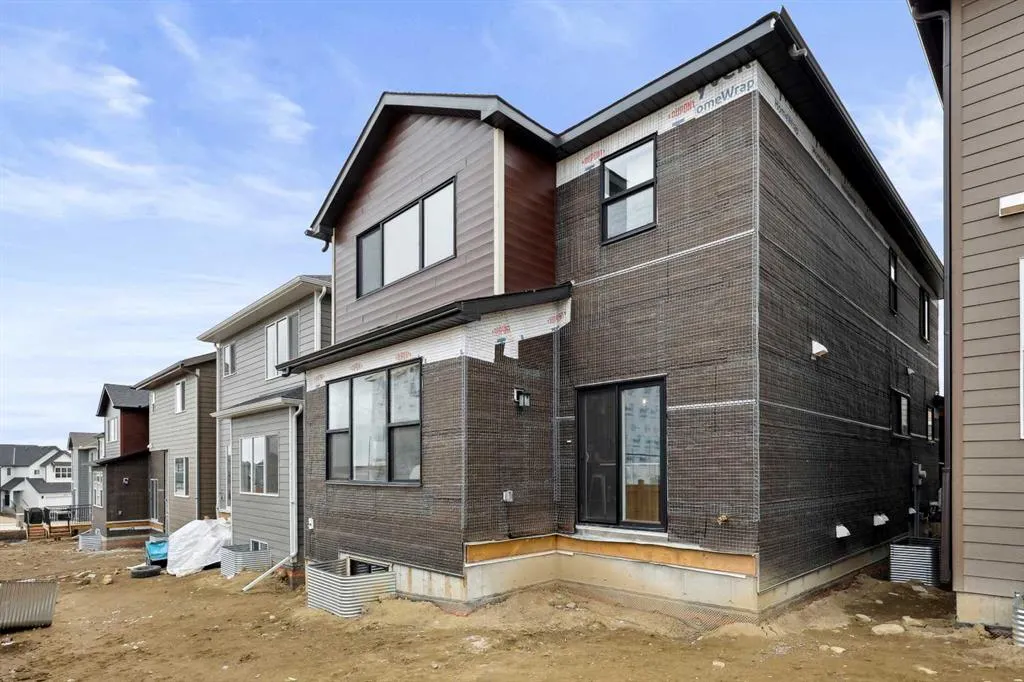 43 Versant View SW